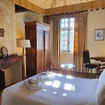 La Maison Des Consuls Mirepoix (Ariege)