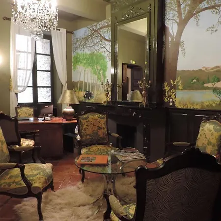 La Maison Des Consuls ベッド・アンド・ブレックファスト 4*