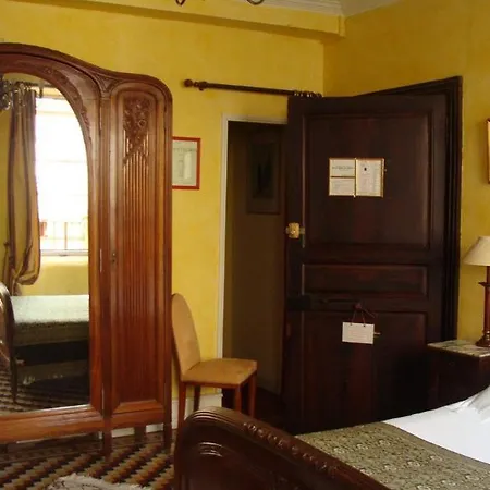 La Maison Des Consuls ミルポワ