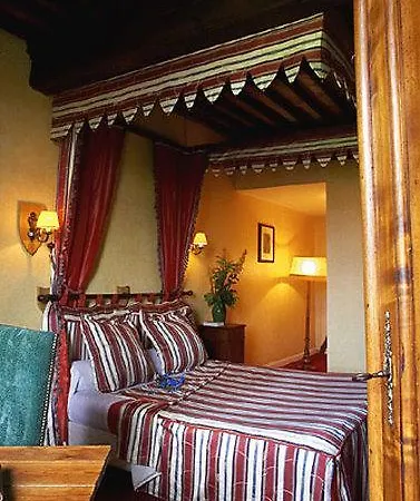 La Maison Des Consuls 4*